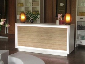Toonbank sense met verlichting voor winkel of salon